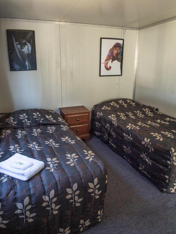 Rangiora Eco Holiday Park Fernside Buitenkant foto