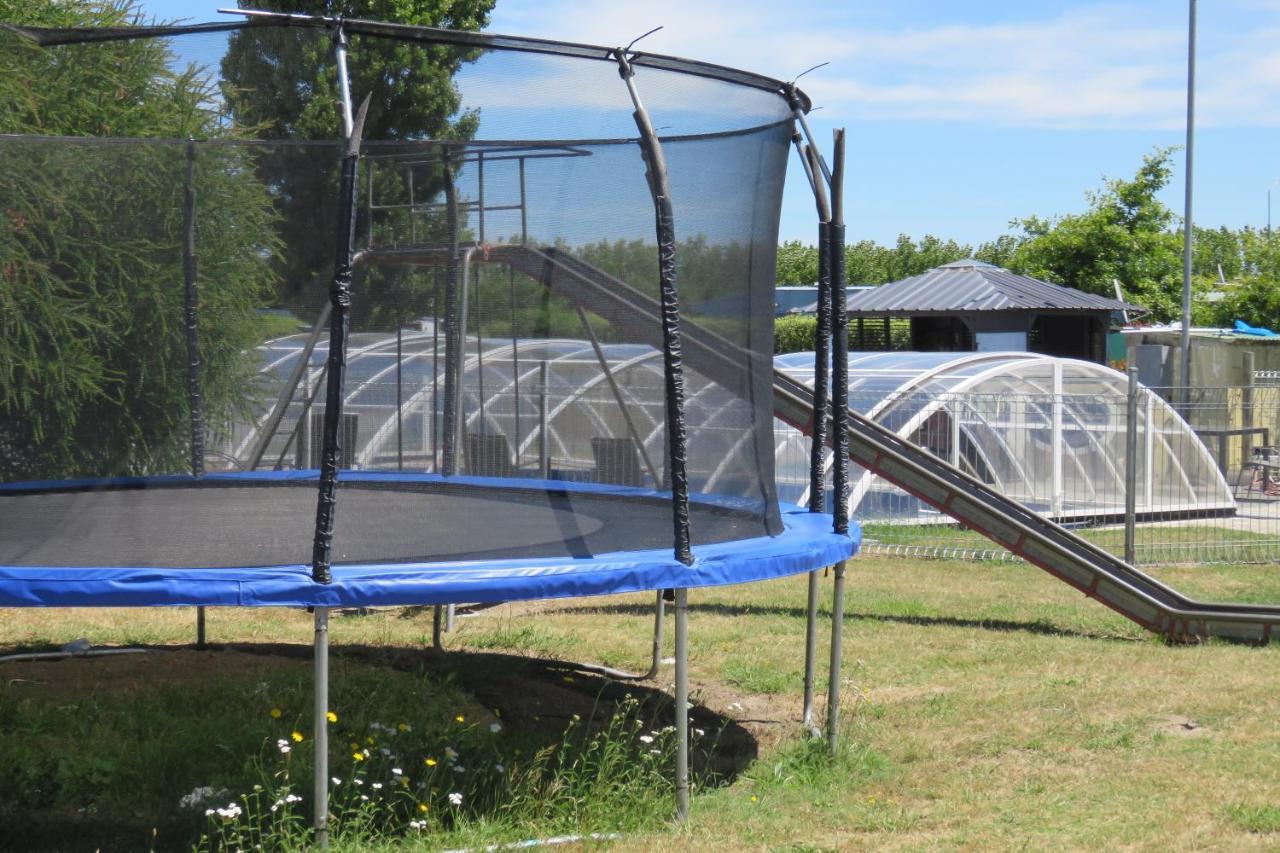 Rangiora Eco Holiday Park Fernside Buitenkant foto