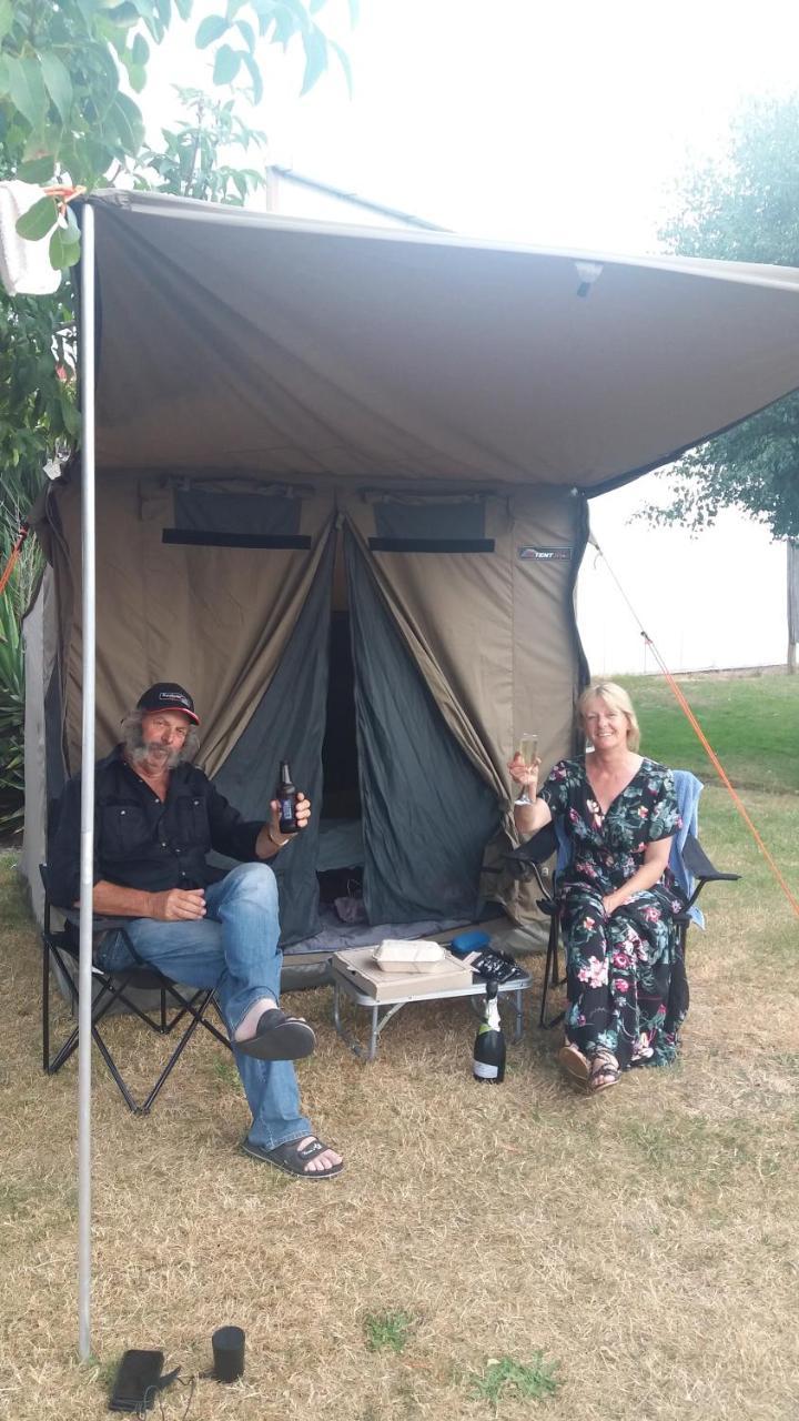 Rangiora Eco Holiday Park Fernside Buitenkant foto